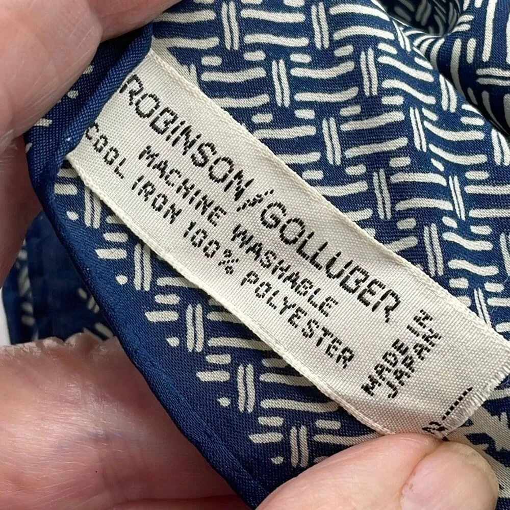 Vintage Robinson Golluber 22” X 22” bamboo print scarf.